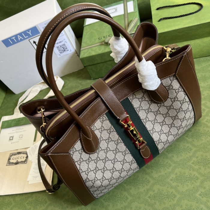 Handbag   Gucci   649015   size  40*30*15  cm