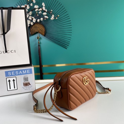 Handbag   Gucci  448065  size  18*12*6  cm