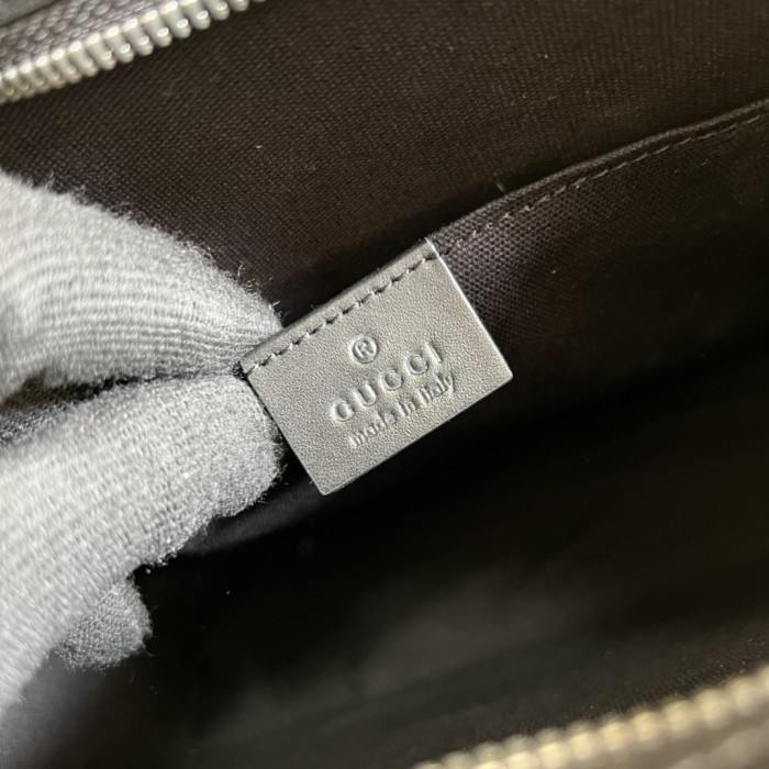 Handbag    Gucci   674873   size  26*20*6  cm