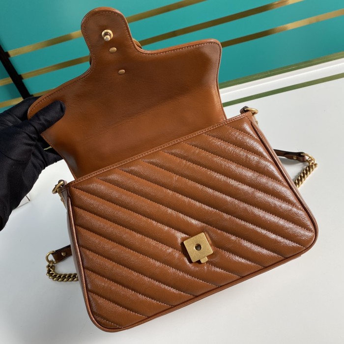  Handbag   Gucci  498110  size  27*19*10.5  cm