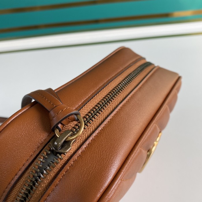 Handbag   Gucci  448065  size  18*12*6  cm