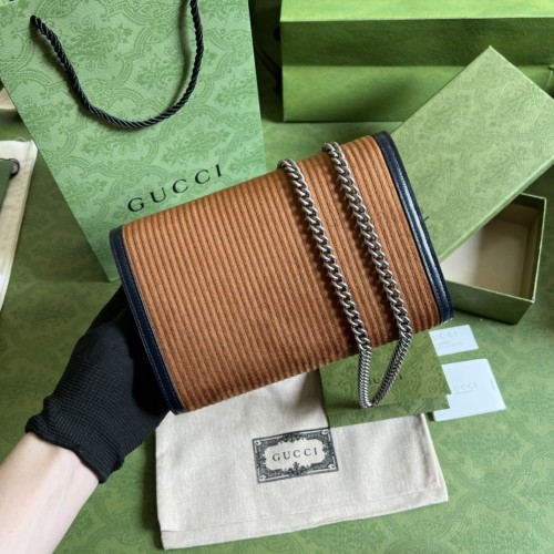 Handbag   Gucci  401231  size  20*13.5*3  cm