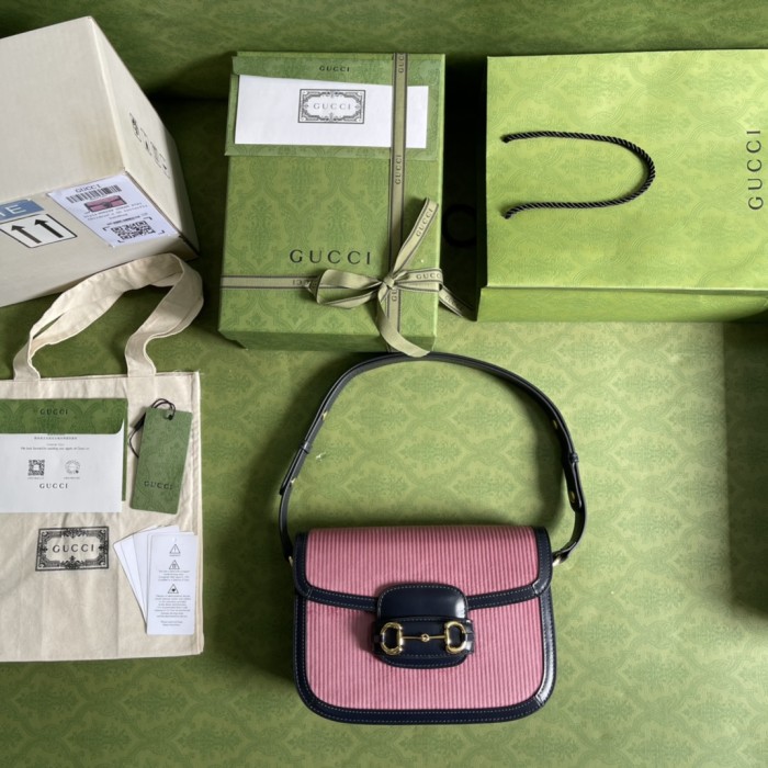  Handbag  Gucci  602204   size  25*18*8  cm  