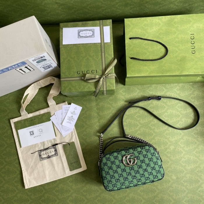  Handbag    Gucci  447632   size  24*12*7  cm