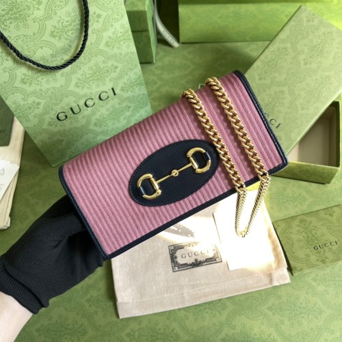 Handbag   Gucci  621892  size  19*10*4  cm