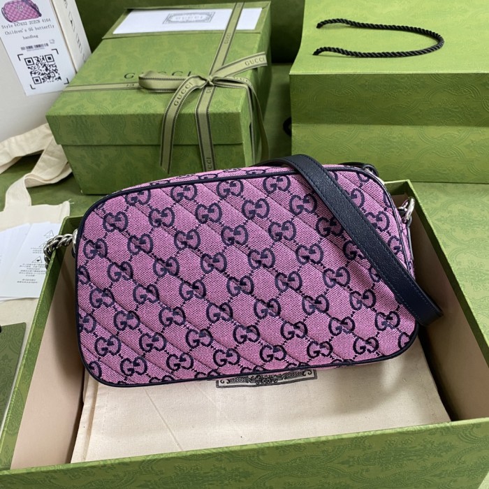  Handbag    Gucci   447632   size  24*12*7  cm 