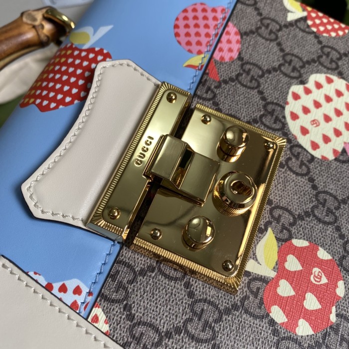  Handbag   Gucci  603221   size   24*17*10  cm 