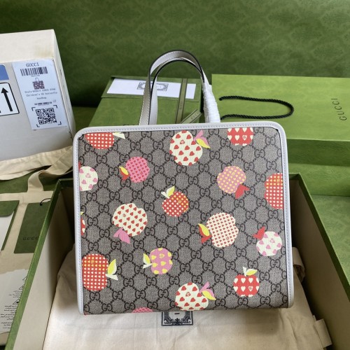  Handbag    Gucci   605614   size   28*26.5*9  cm