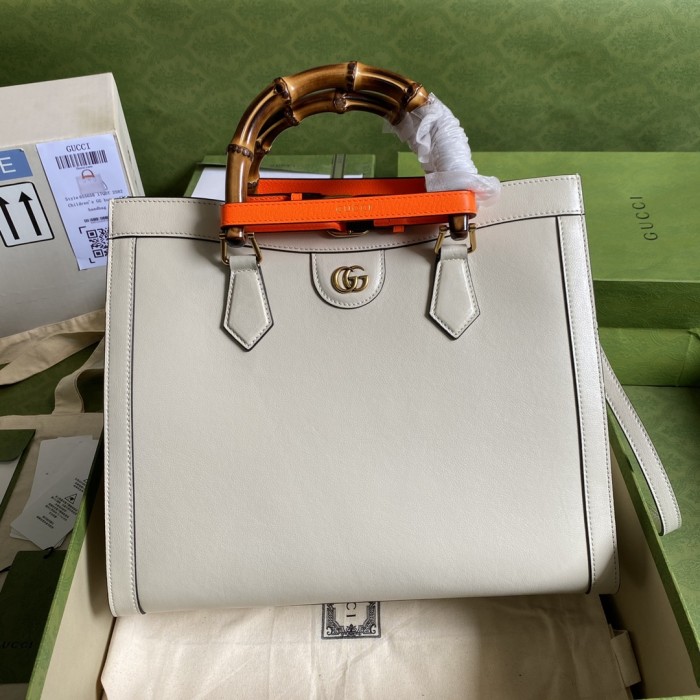 Handbag  Gucci  655658  size  35*30*14  cm