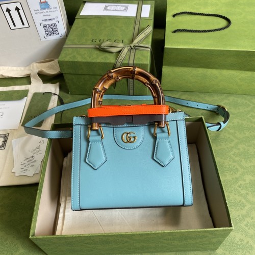  Handbag   Gucci   655661  size  20*16*10  cm