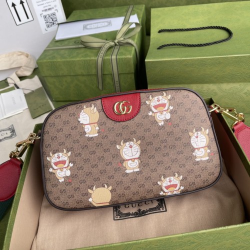 Handbag   Gucci  574886  size  24*14*7 cm