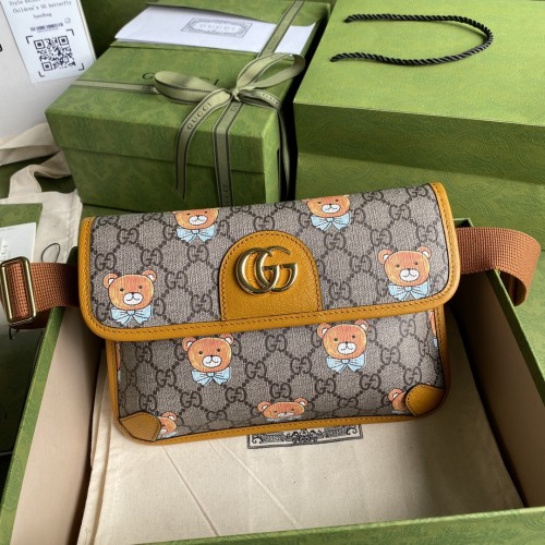  Handbag   Gucci  647817  size  24x16x3.5  cm 