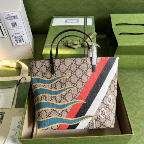 Handbag   Gucci   410812  size  21*20*10  cm