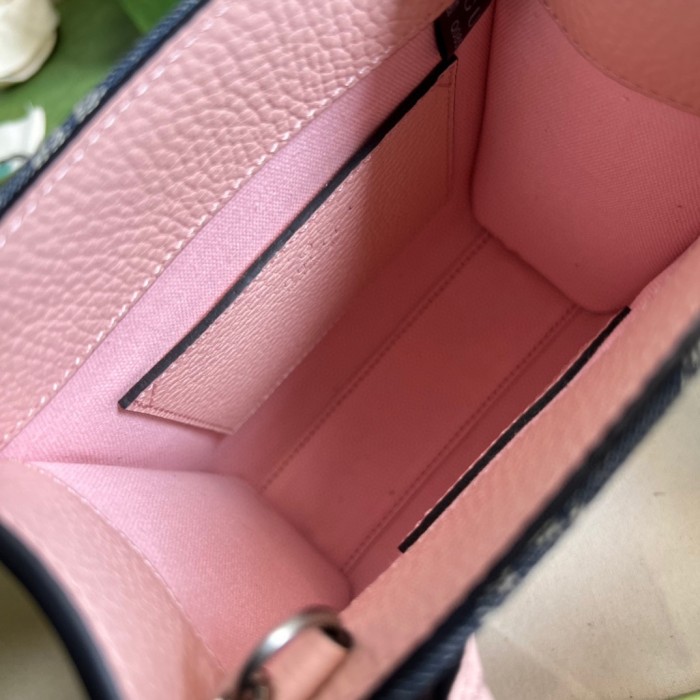 Handbag   Gucci  671623  size  16*20*7 cm