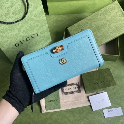  Handbag   Gucci  658634  size  19*10*3.5  cm