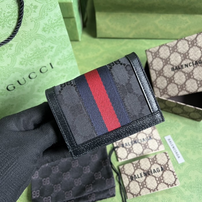  Handbag   Gucci  680385  size 10.9*7.9*2.8  cm