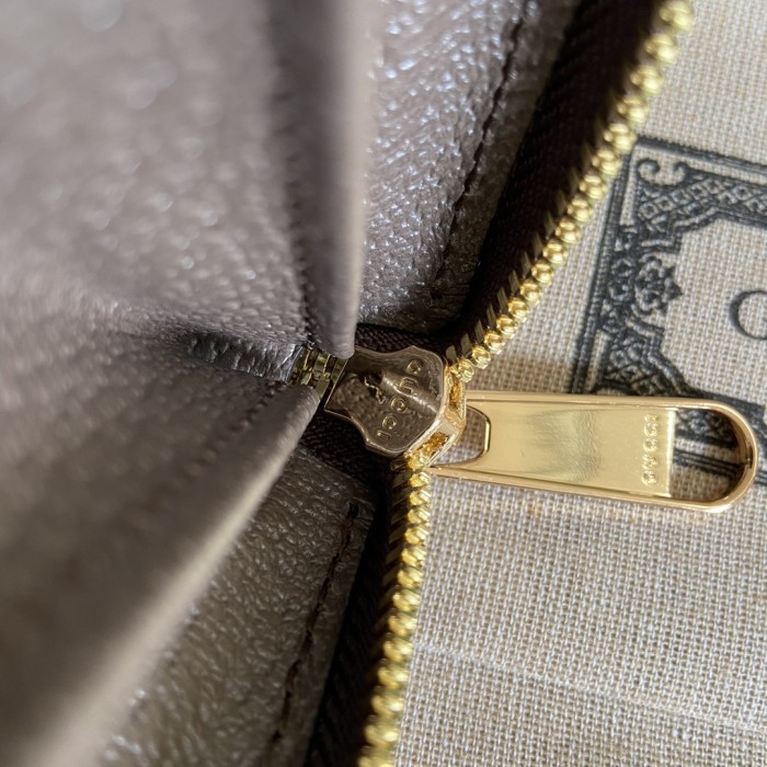  Handbag   Gucci  523154  size  19.5*11*3  cm