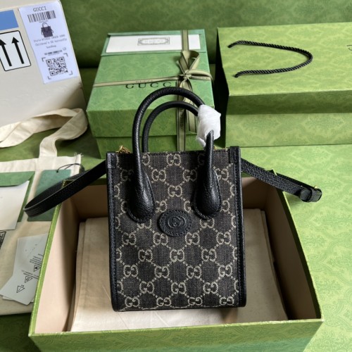  Handbag   Gucci  671623  size  16*20*7  cm  