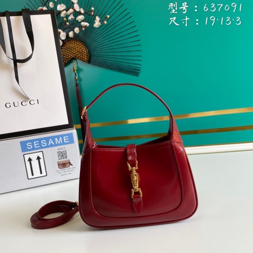 Handbag   Gucci  637091   size  19*13*3  cm