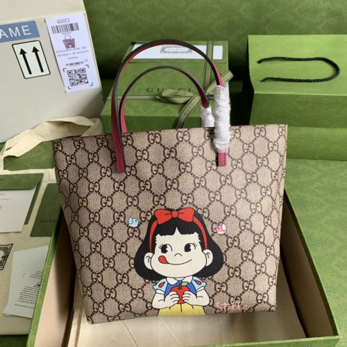  Handbag   Gucci  410812  size  21*20*10 cm