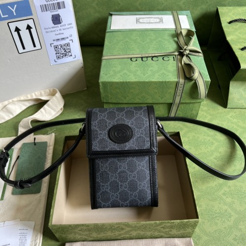 Handbag   Gucci  699402  size  11.5x 17x 4  cm