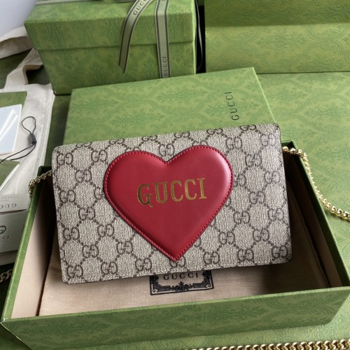 Handbag  Gucci   648948  size  20*12.5*4  cm