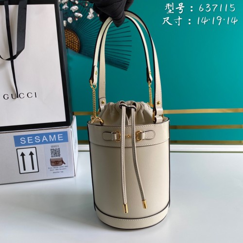  Handbag   Gucci   637115  size 14*16*14  cm