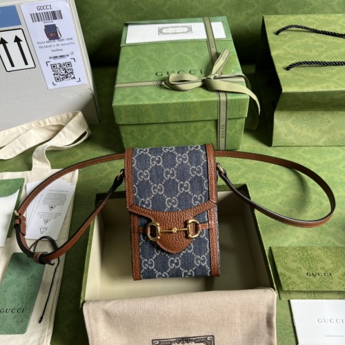  Handbag   Gucci  625615  size  11.5*17*4  cm