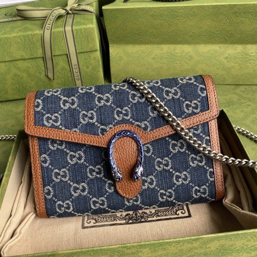  Handbag   Gucci  401231  size  20x4x14  cm