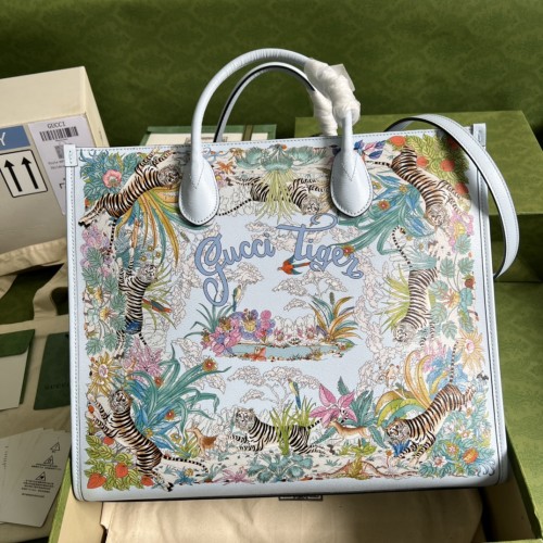 Handbag   Gucci  687827  size   38*32*12  cm