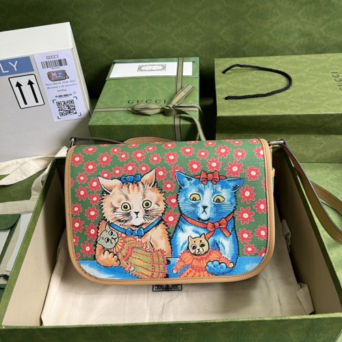  Handbag   Gucci  664143  size  29*19*8.4  cm