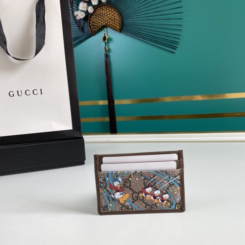 Handbag   Gucci    647942  size  11*7  cm