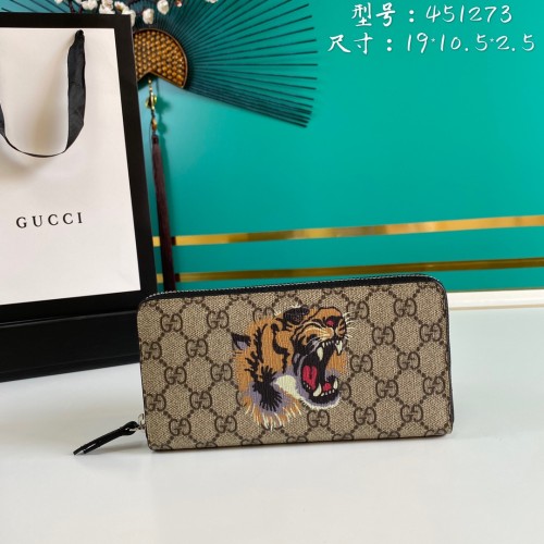  Handbag    Gucci    451273   size   19*10.5*2.5  cm