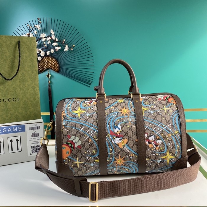  Handbag  Gucci   648085   size  44*27*23   cm