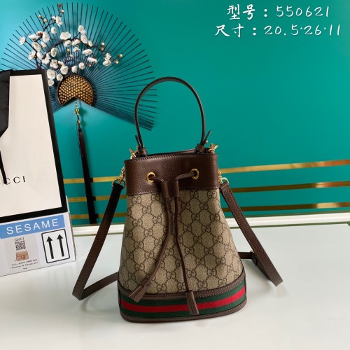  Handbag    Gucci   550621  size  20.5*26*11  cm