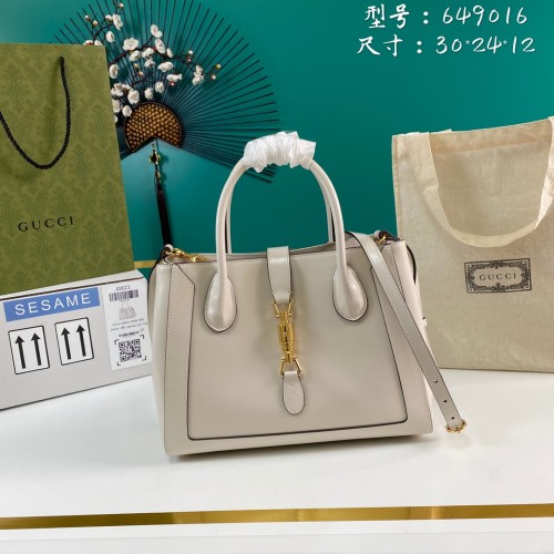  Handbag    Gucci  649016   size  30*24*12  cm