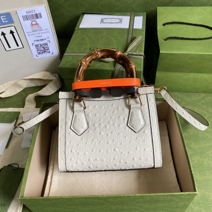  Handbag    Gucci  655661   size   20*16*10  cm