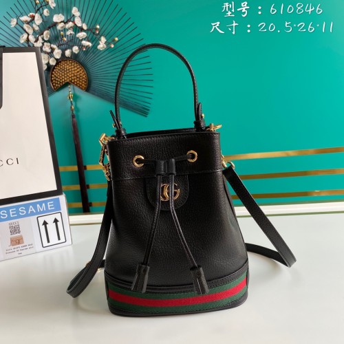  Handbag    Gucci  610846   size  20.5*26*11  cm