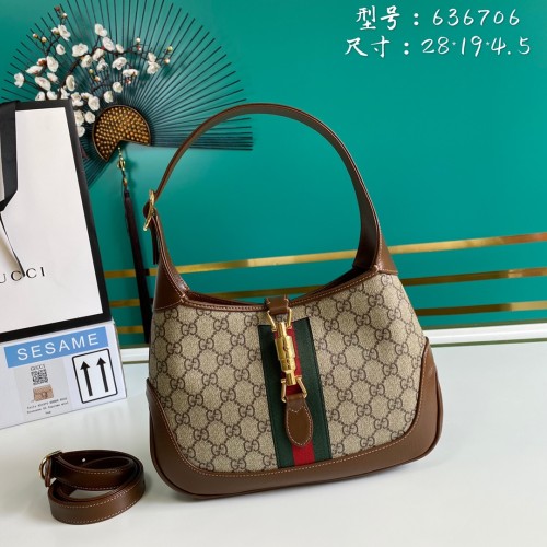  Handbag   Gucci   636706   size   28*19*4.5  cm