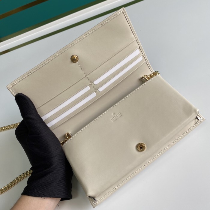  Handbag Gucci  621892 size 19*10*4 cm