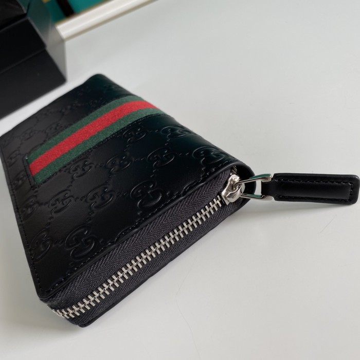  Handbag  Gucci 408831 size 19*10*2 cm