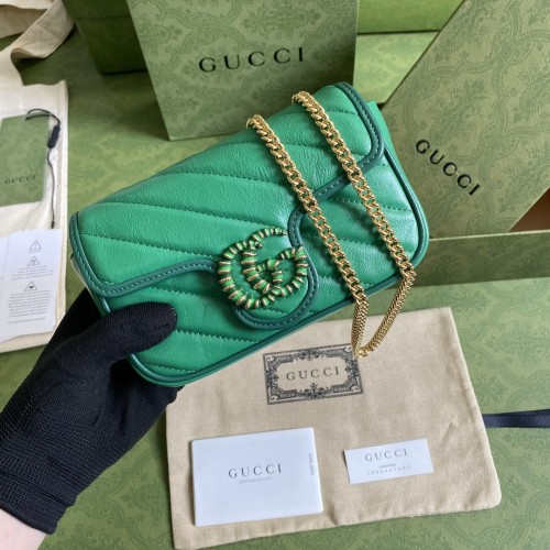  Handbag   Gucci  57496  size  16.5*10.2*5.1  cm