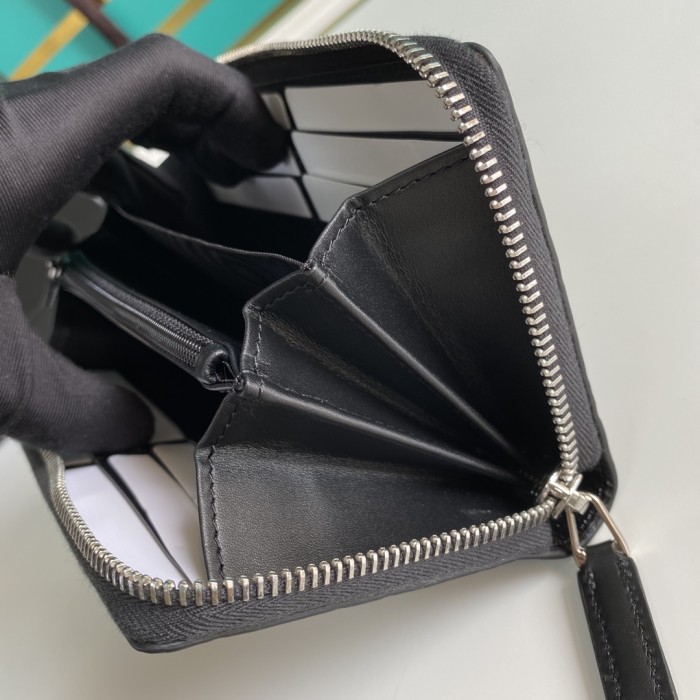  Handbag  Gucci 408831 size 19*10*2 cm