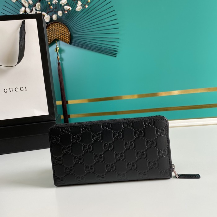 Handbag  Gucci 307987 size 19*10*2.5 cm