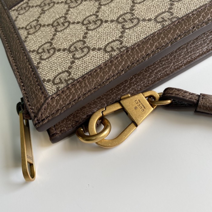 Handbag  Gucci  557697 size 28*22*3.5. cm