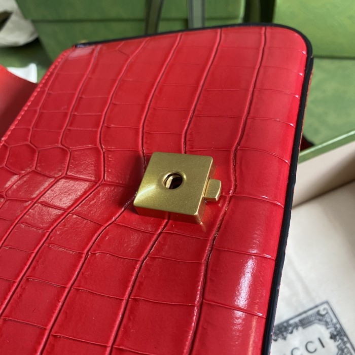  Handbag  Gucci 547260 size 21*15.5*8 cm