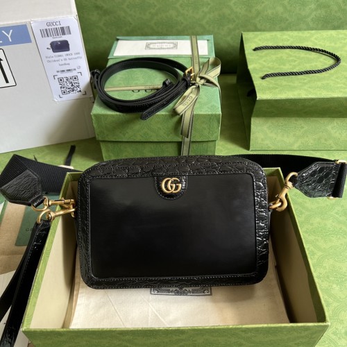  Handbag   Gucci  710861  size  23.5x 16x 4.5  cm