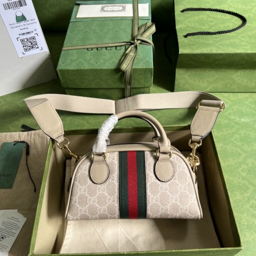  Handbag   Gucci  724606  size 21*12*10  cm