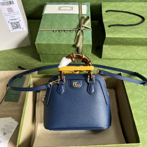  Handbag   Gucci  715775  size  20*19*8.5  cm