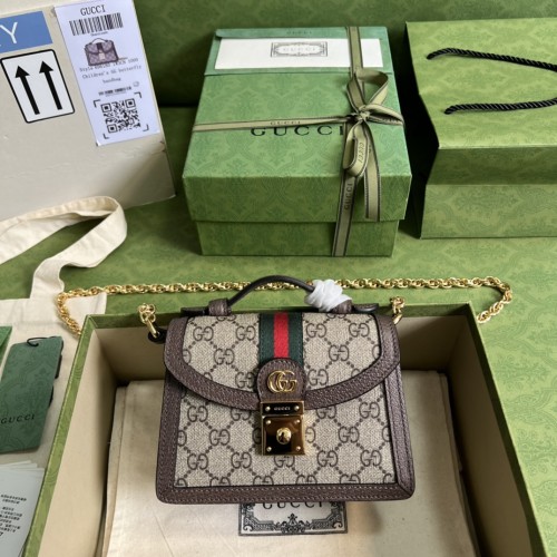  Handbag   Gucci  696180  size 17.5x13x6 cm